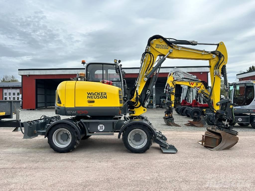 Wacker Neuson EW100 Gumikerekes kotrók
