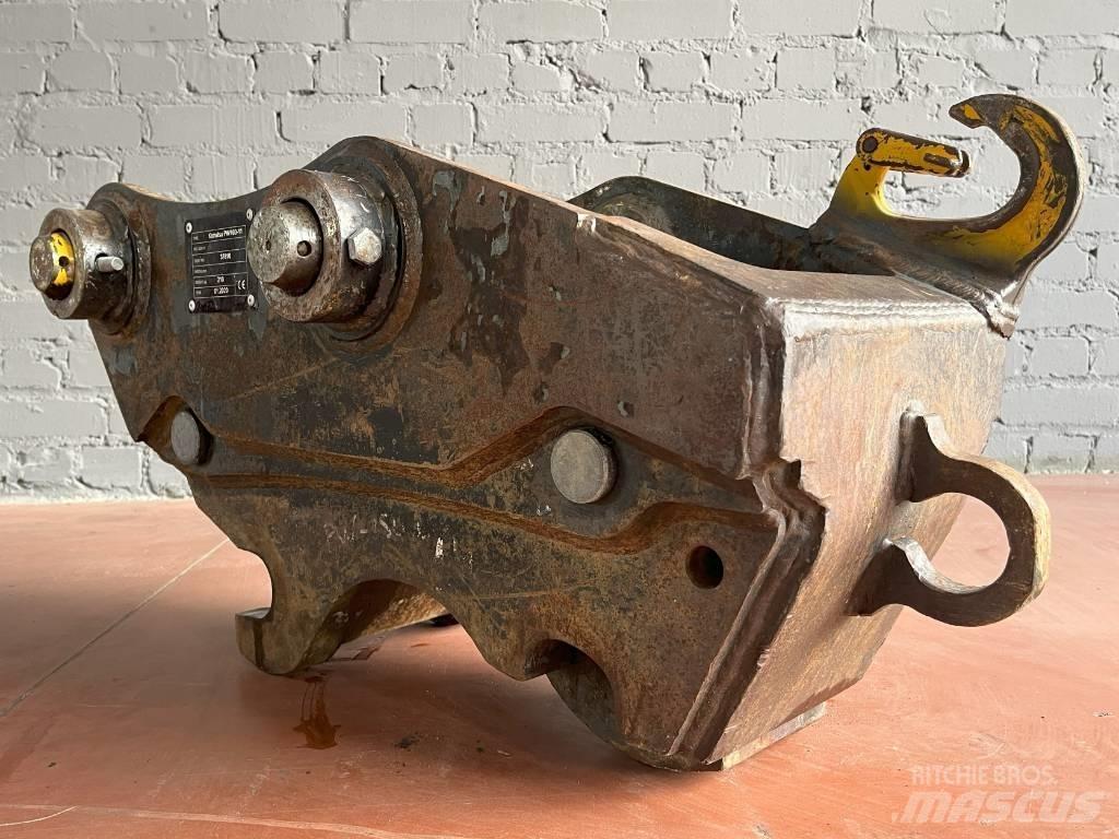 Komatsu PW160-11 Gyors csatlakozók