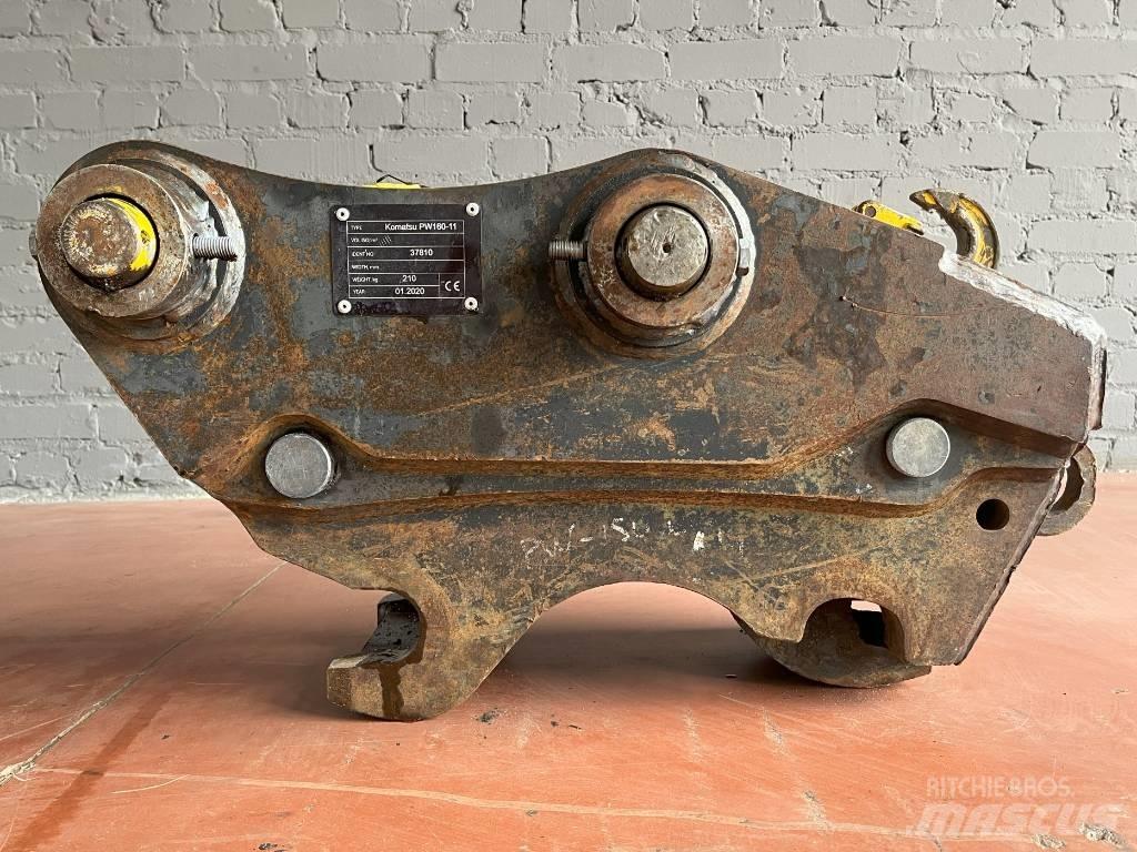 Komatsu PW160-11 Gyors csatlakozók