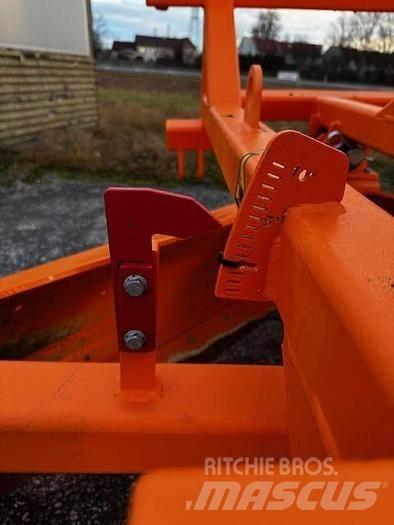 MS Grader 205 K Gréderek