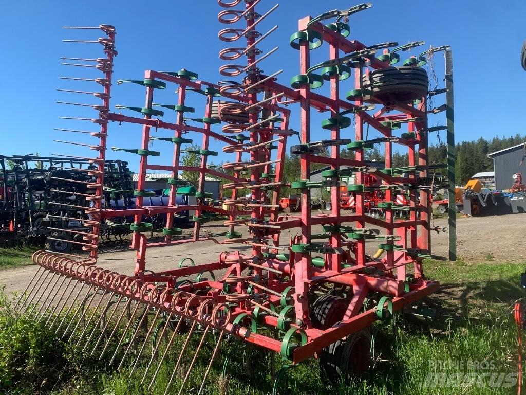 Unia Viking 6,8 Borona