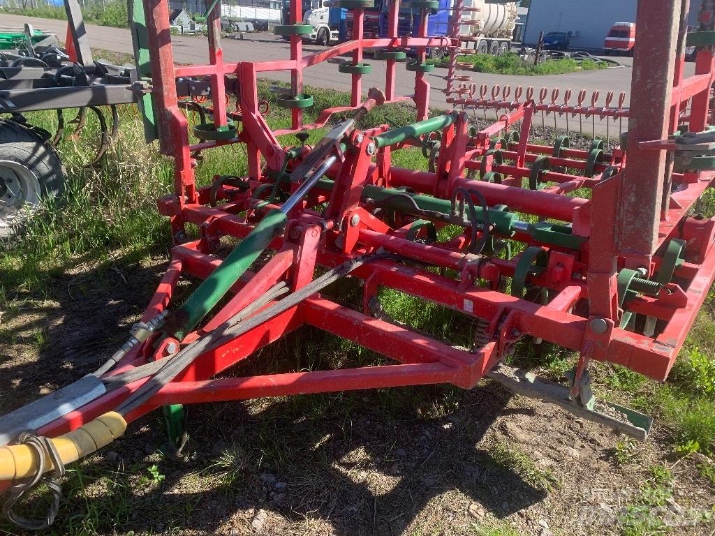 Unia Viking 6,8 Borona