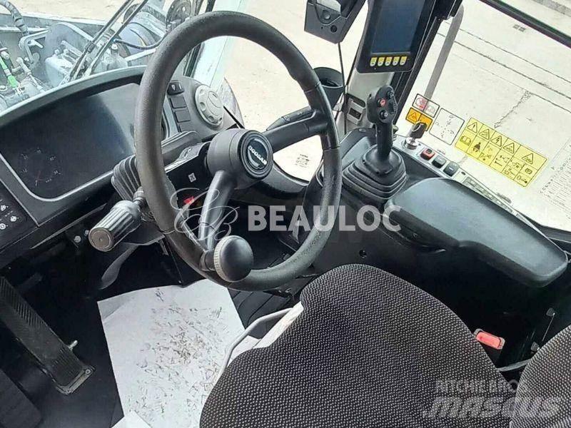 Doosan DL450 Gumikerekes homlokrakodók