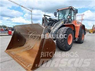 Doosan DL450 Gumikerekes homlokrakodók