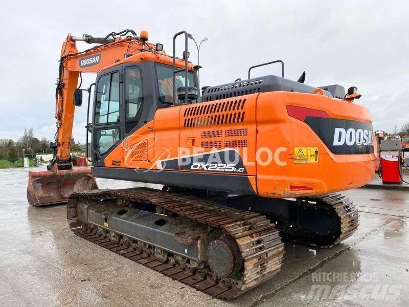 Doosan DX 225 LC Lánctalpas kotrók