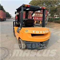 Toyota 62-7 FD N 30 Dízel targoncák