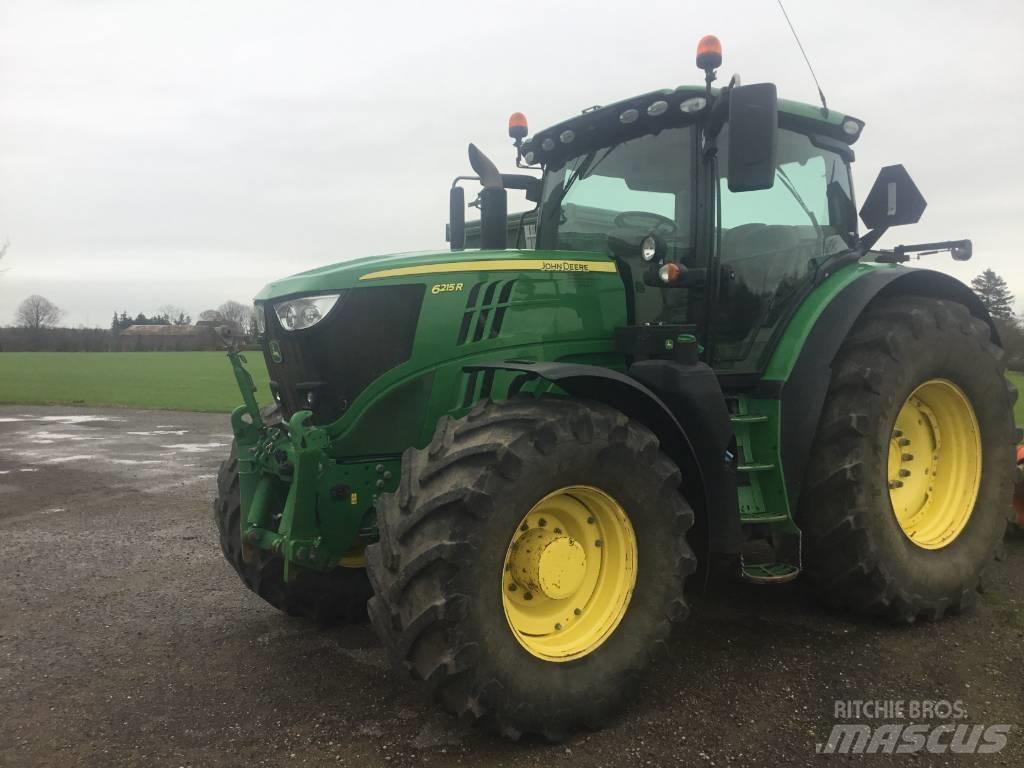 John Deere 6215 R Traktorok