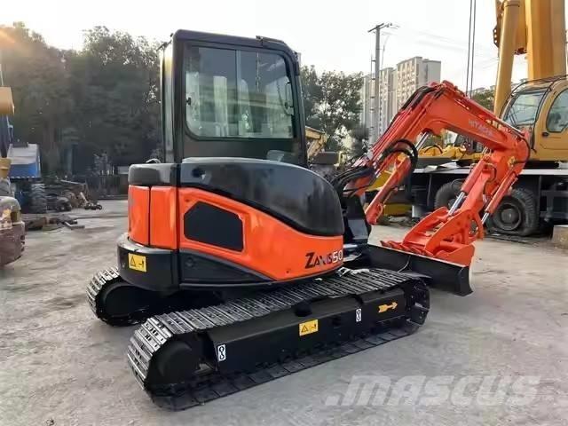Hitachi ZX 50 Mini kotrók < 7t