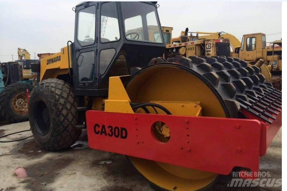 Dynapac CA 30 D Egydobos hengerek