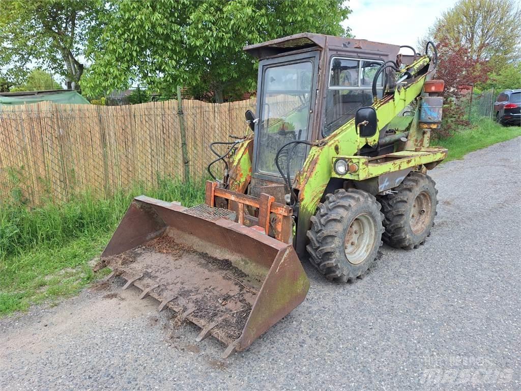  UNC 060 4X4 Építőipar - Egyebek