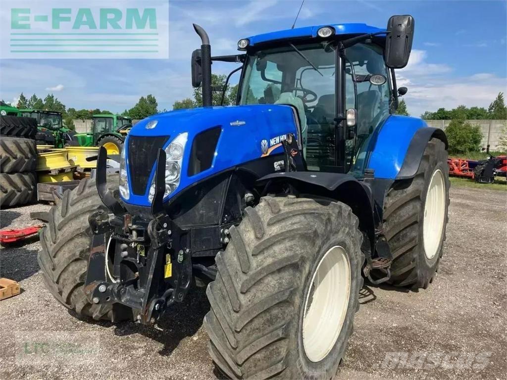New Holland T7.220 Traktorok
