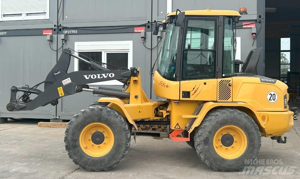 Volvo L 35 G Kompaktrakodók