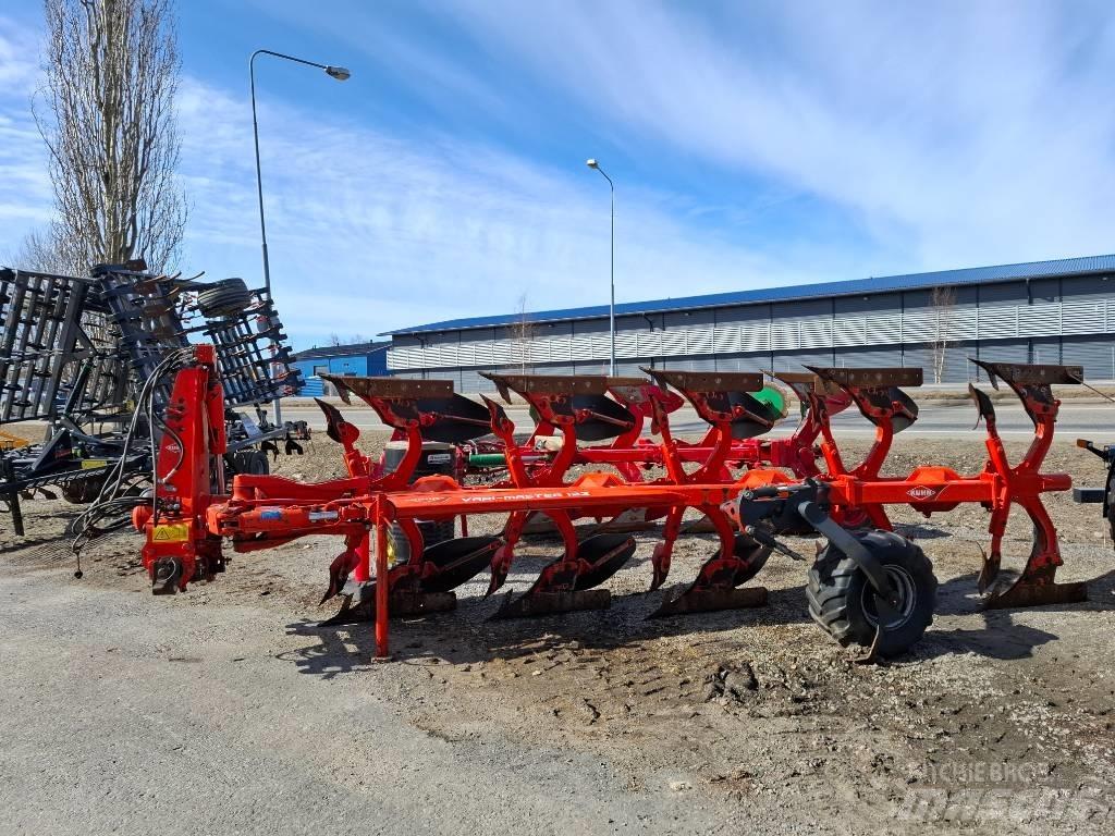 Kuhn Vari-Master 122 Váltvaforgató ekék
