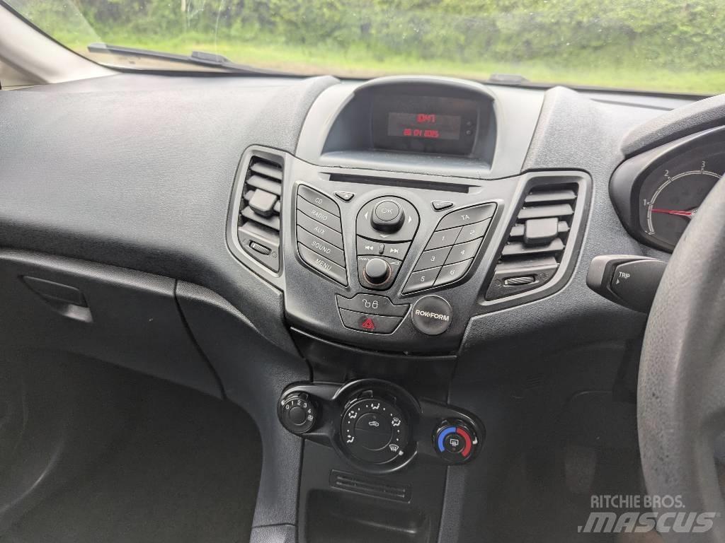 Ford Fiesta Van Transporterek