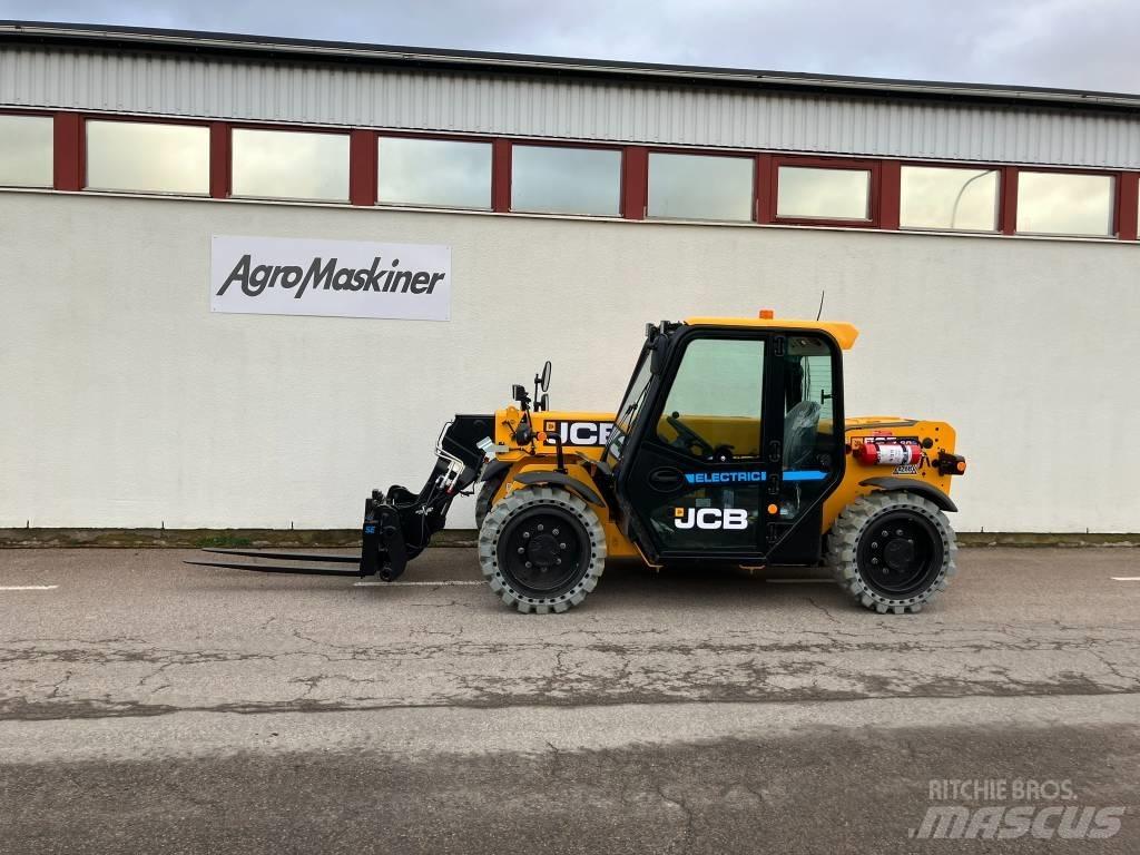 JCB 525-60E Teleszkópos rakodók
