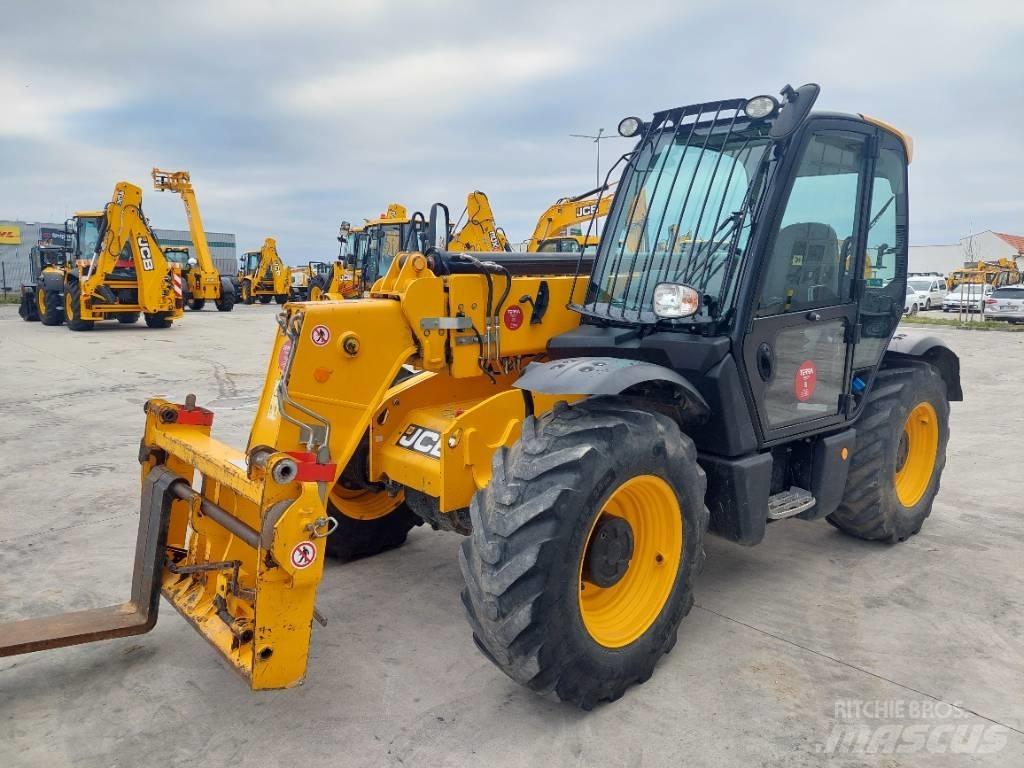 JCB 535-95 Teleszkópos rakodók