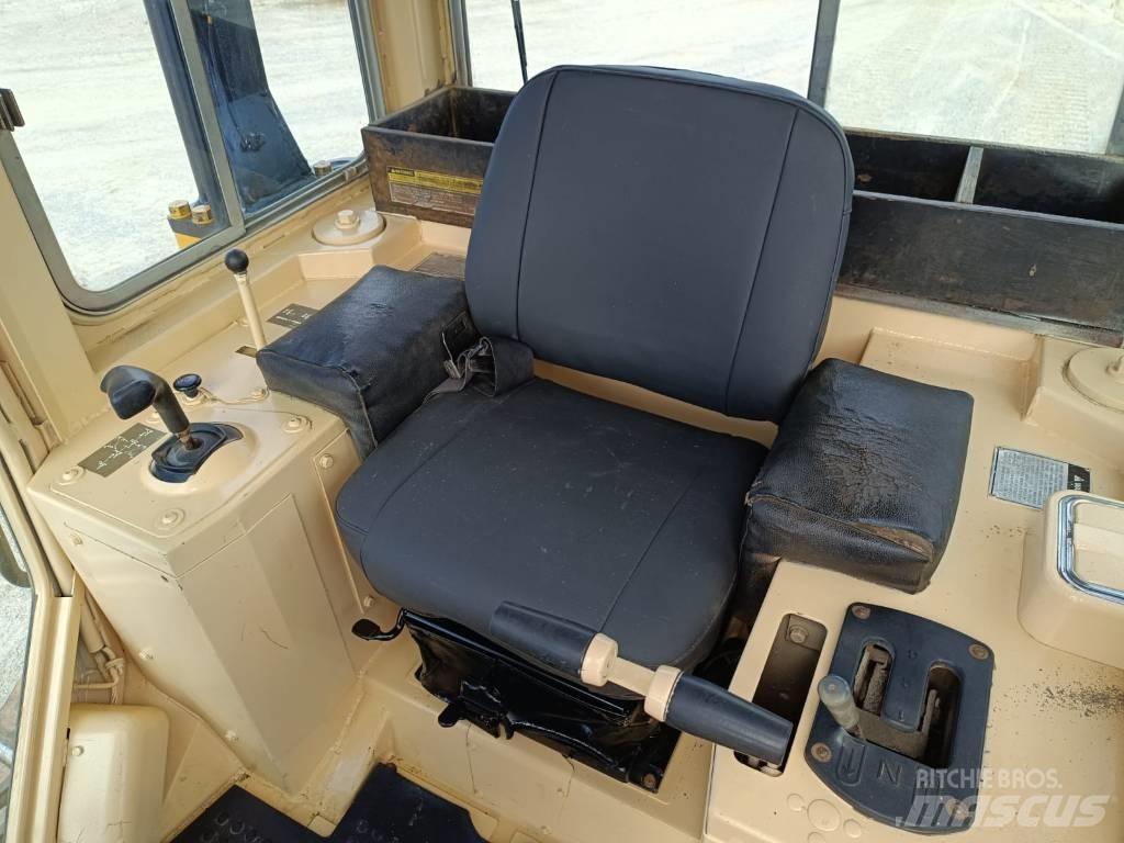 CAT D5H lánctalpas dózerek