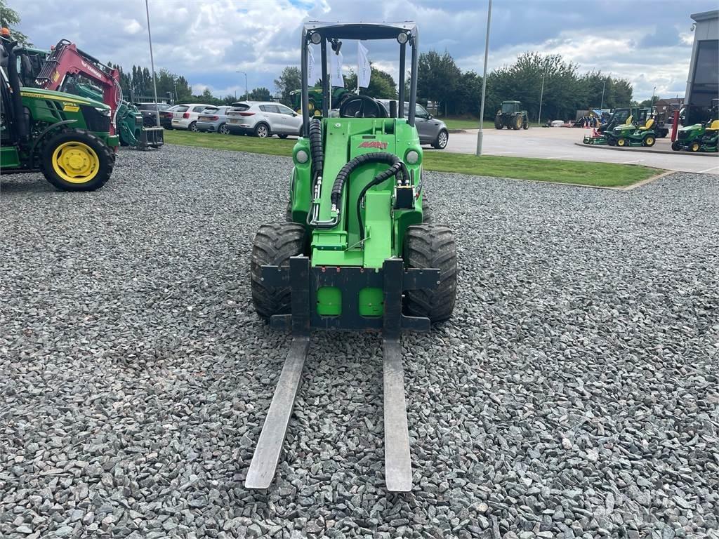 Avant AV 755I Gumikerekes homlokrakodók