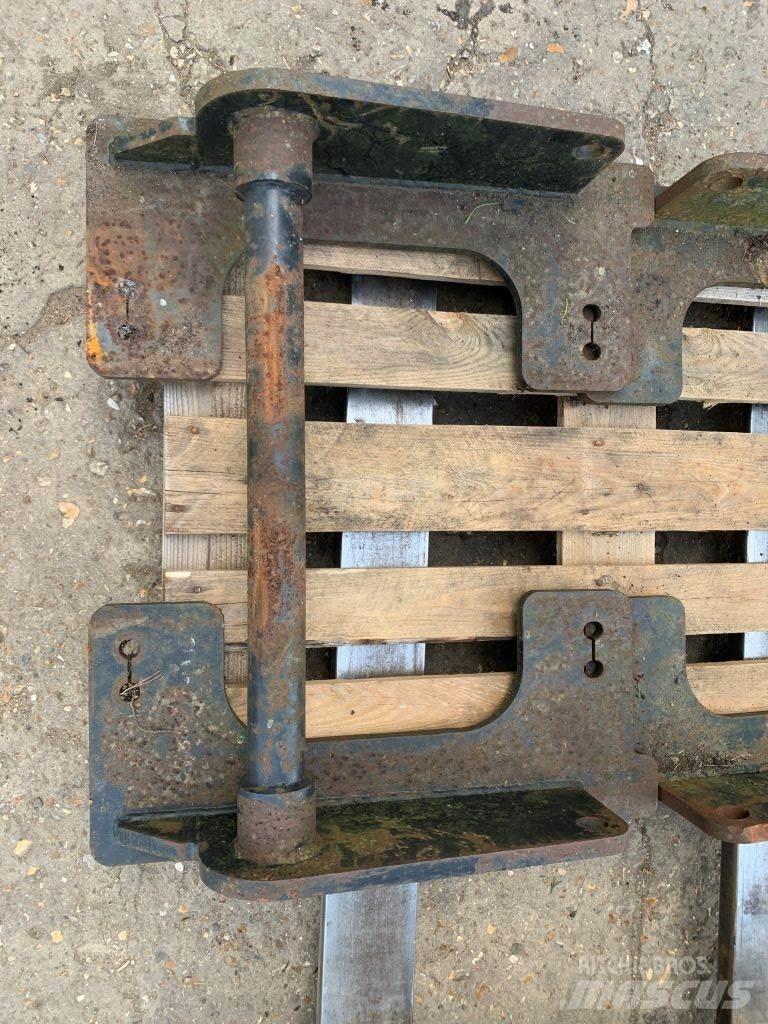  BRACKETS Egyéb mezőgazdasági gépek