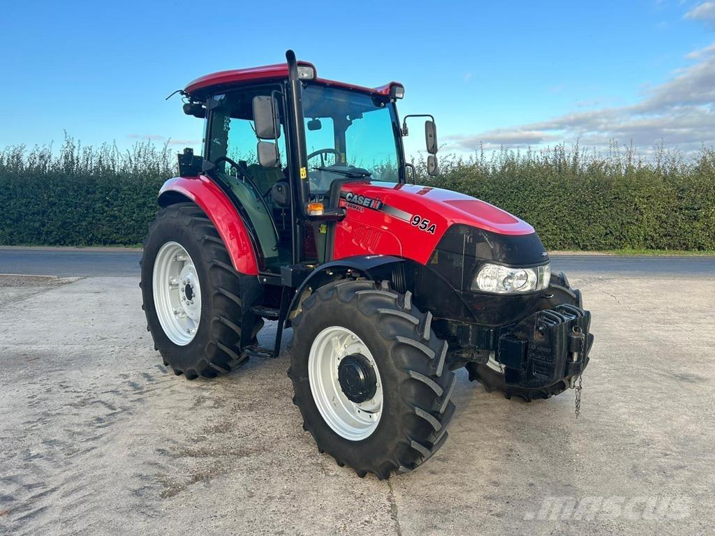 CASE FARMALL 95A Traktorok