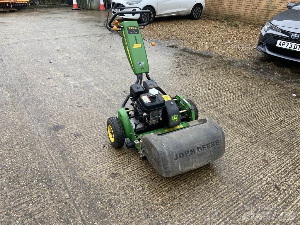 John Deere 220C Egyéb mezőgazdasági gépek