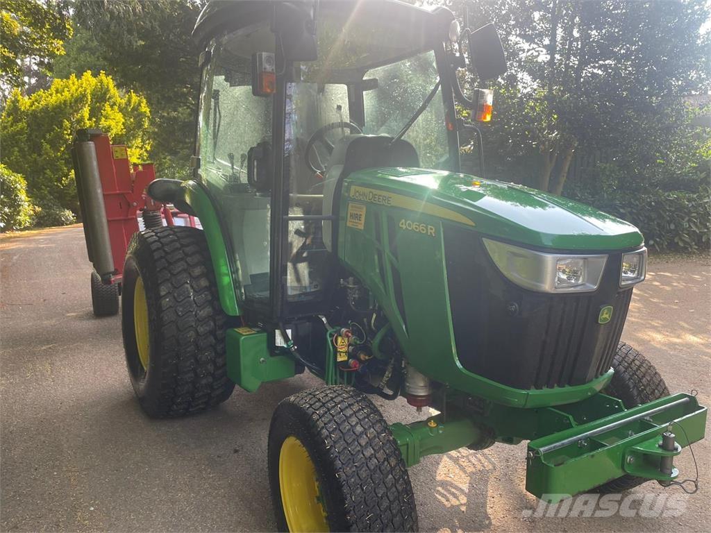 John Deere 4066R Kompakt traktorok