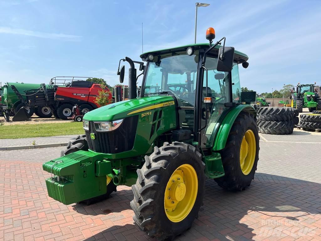 John Deere 5075E Traktorok