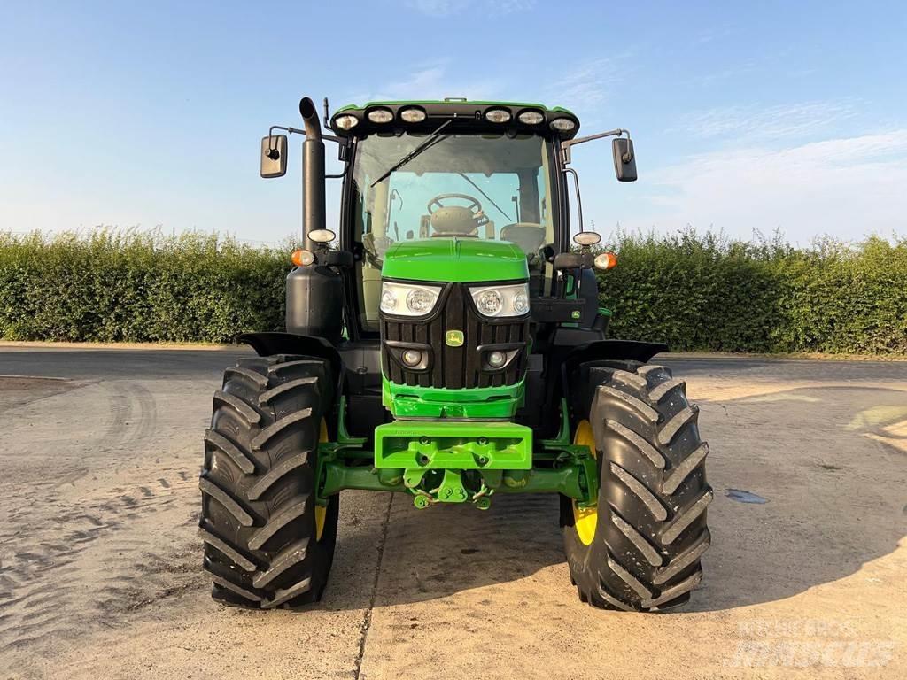 John Deere 6120R Traktorok