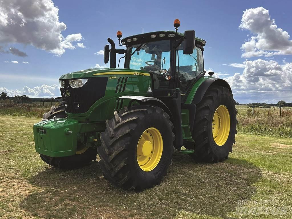 John Deere 6215R Traktorok