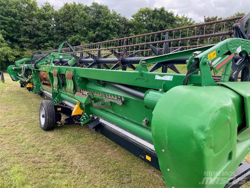 John Deere 640X Kombájnok