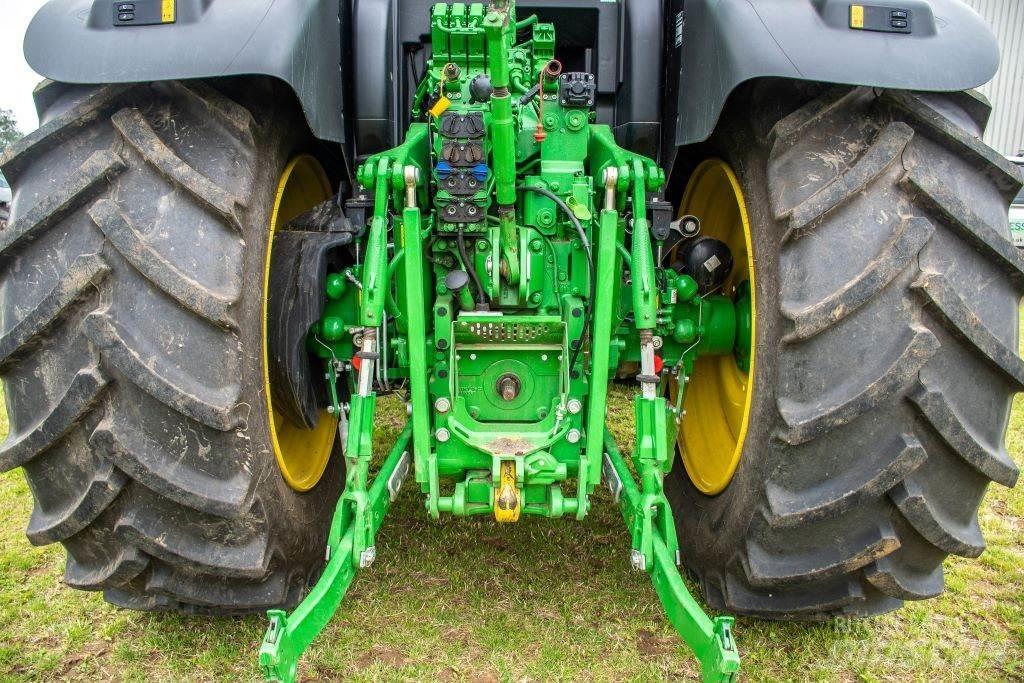 John Deere 6R155 Traktorok