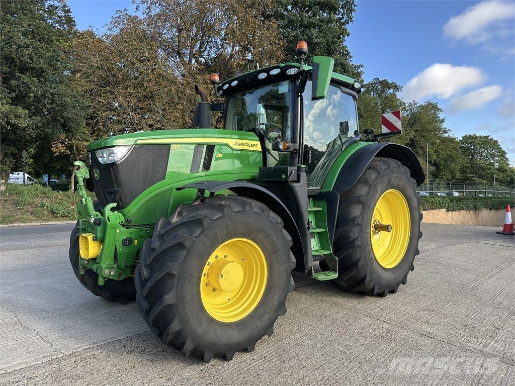 John Deere 6R215 Traktorok