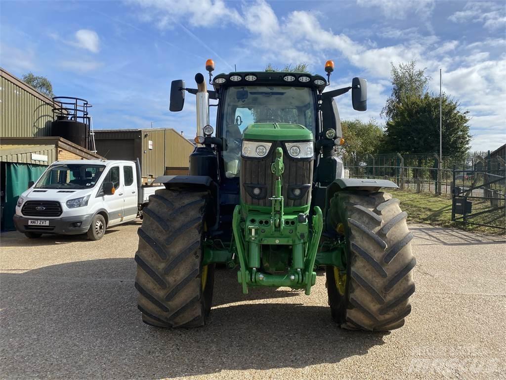 John Deere 6R250 Traktorok