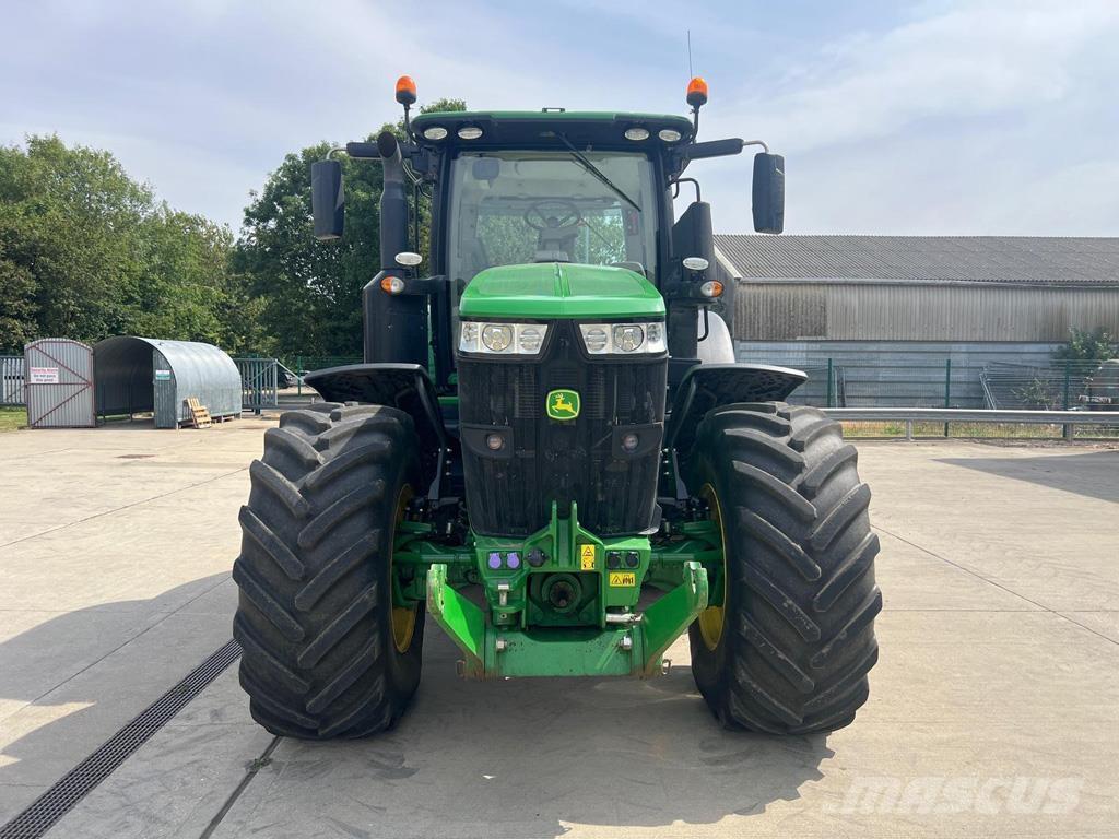 John Deere 7310R Traktorok