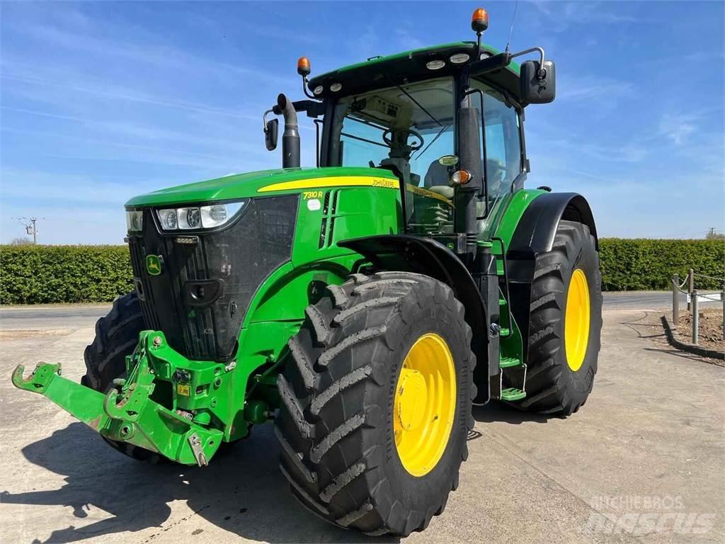 John Deere 7310R Traktorok