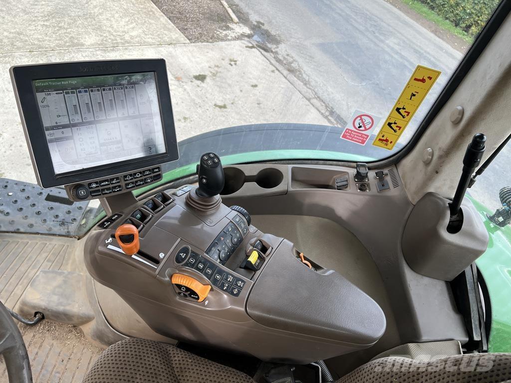 John Deere 7310R Traktorok