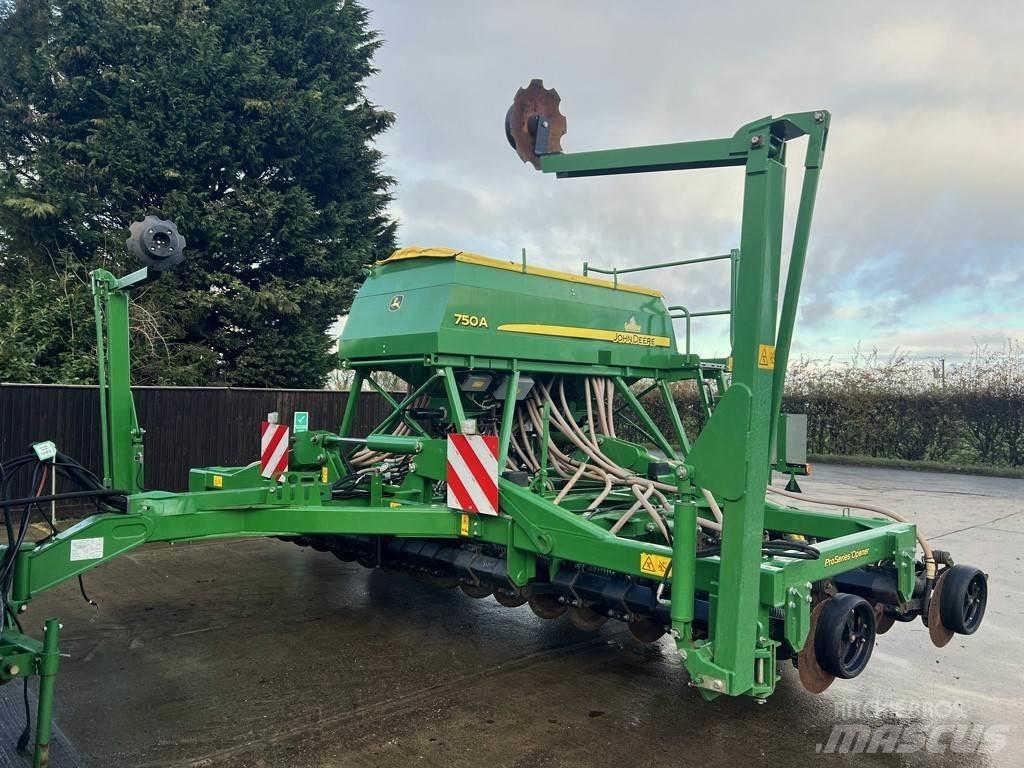 John Deere 750A Sorvetőgép