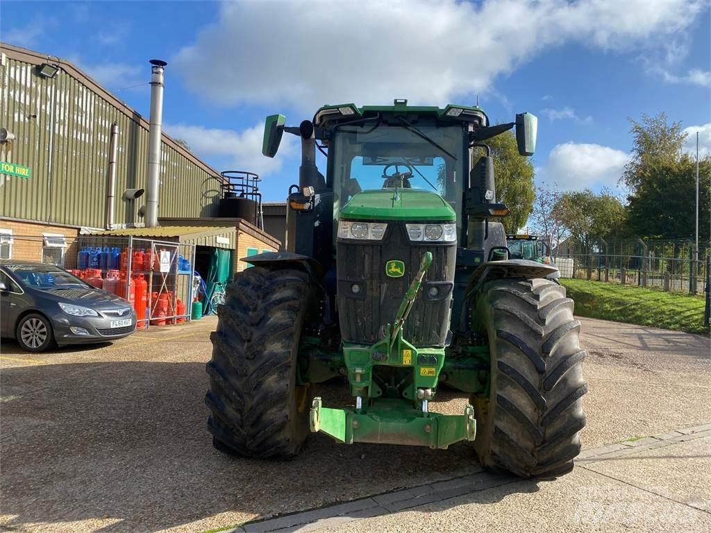 John Deere 7R310 Traktorok