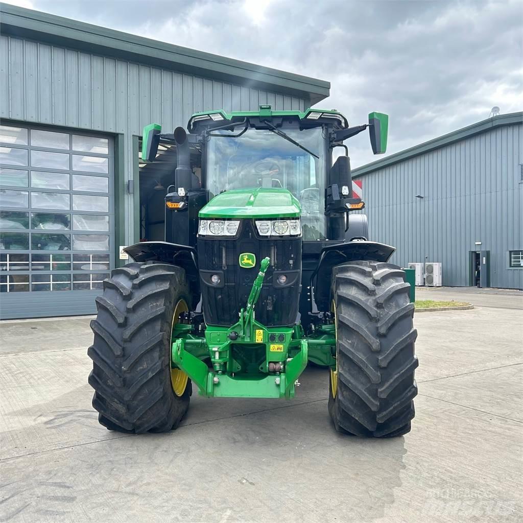 John Deere 7R330 Traktorok