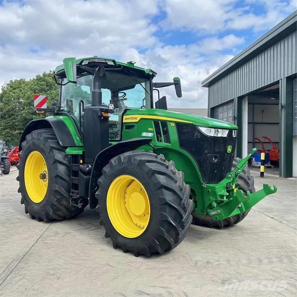 John Deere 7R330 Traktorok