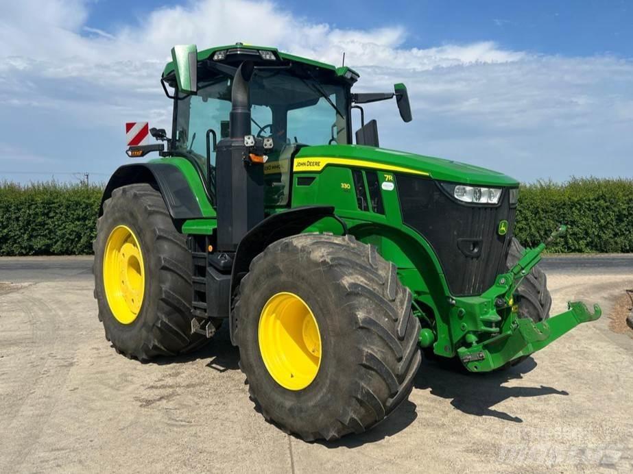 John Deere 7R330 Traktorok