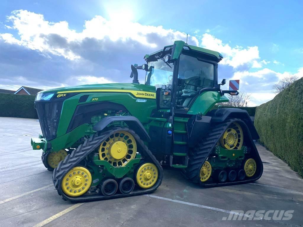 John Deere 8RX370 Traktorok