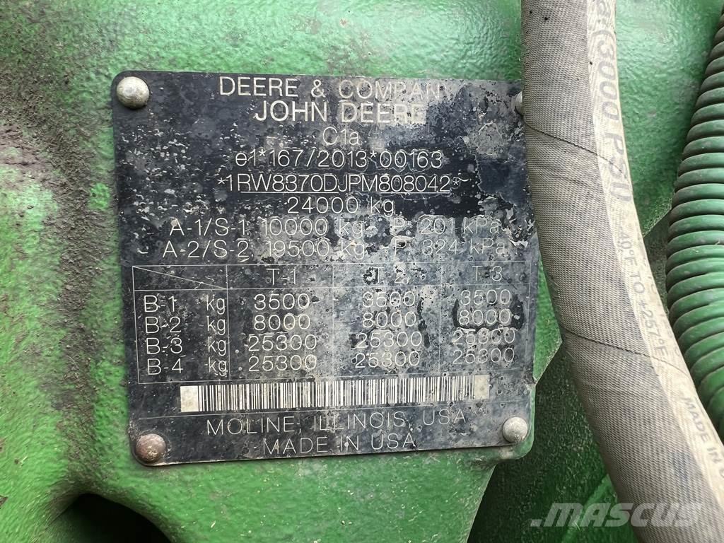 John Deere 8RX370 Traktorok