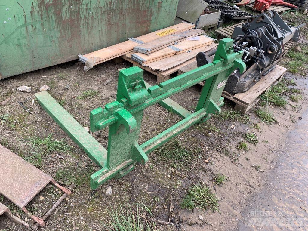 John Deere PALLET Egyéb adapterek és tartozékok