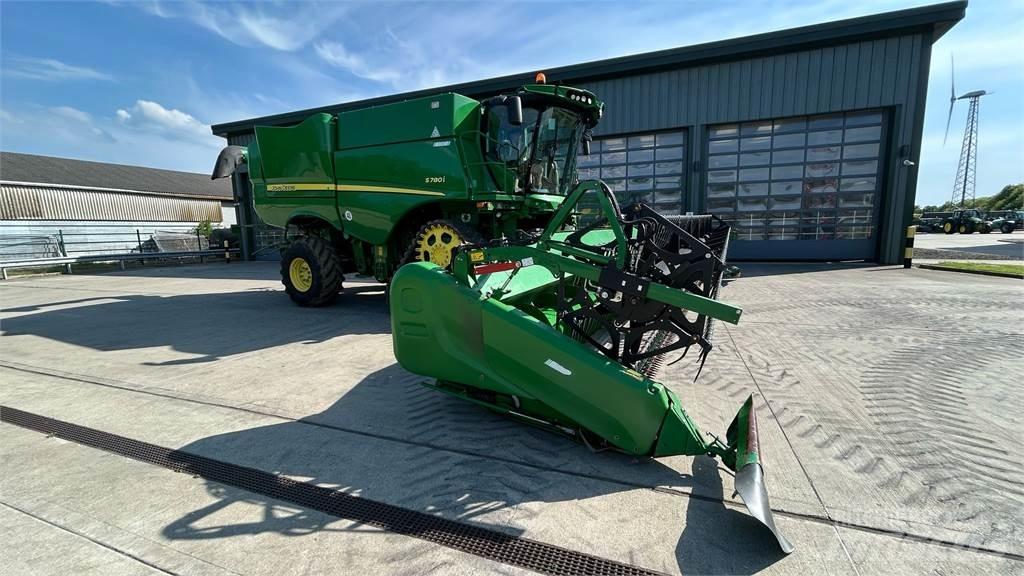 John Deere S780 Kombájnok