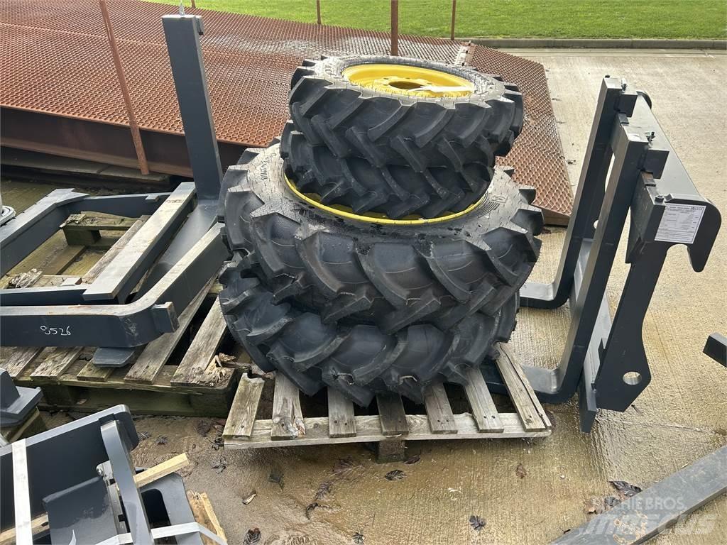 John Deere TYRES Egyéb mezőgazdasági gépek