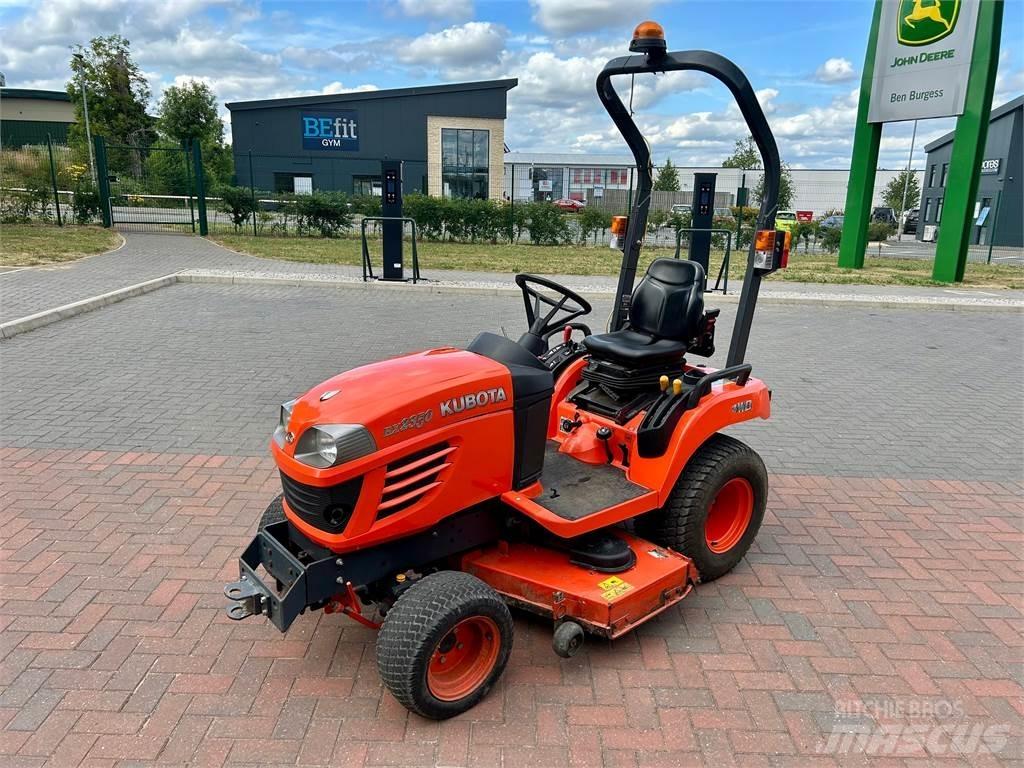 Kubota BX2350 Kompakt traktorok