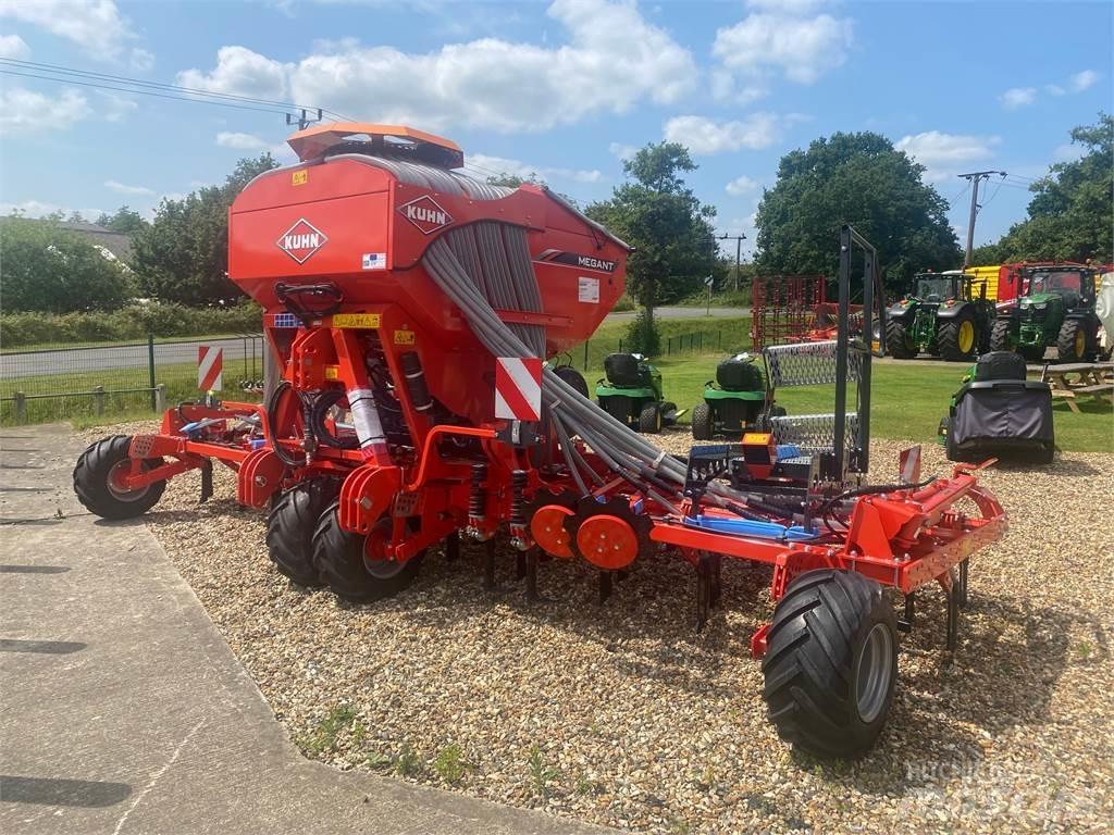Kuhn MEGANT 602R Sorvetőgép