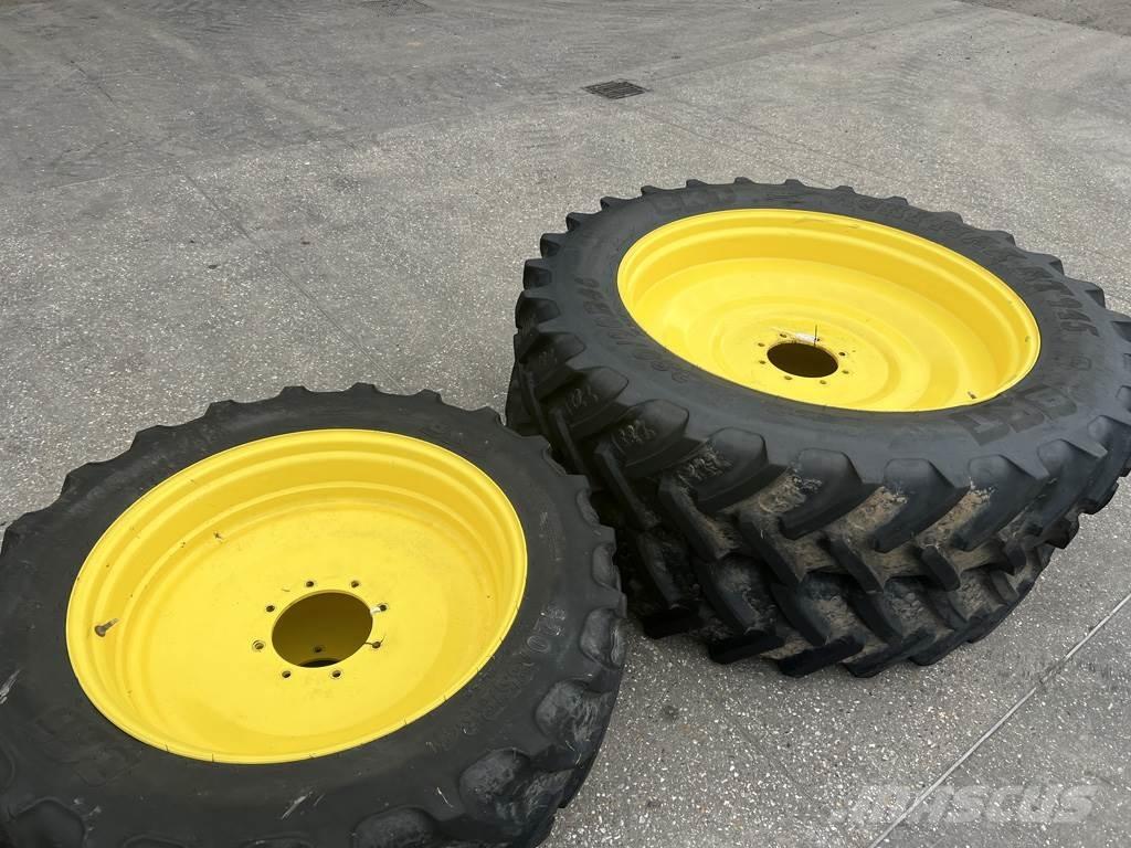  ROWCROPS Gumiabroncsok, kerekek és felnik