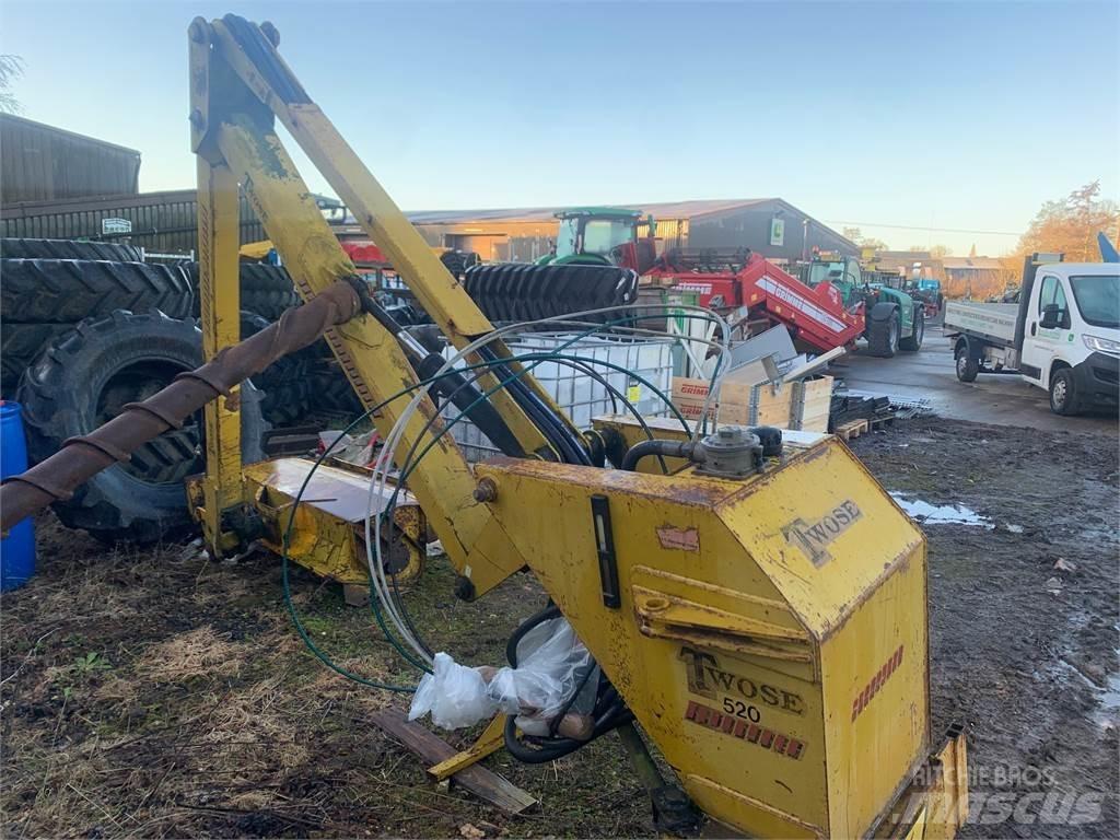 Twose HEDGECUTTER Szárzúzók és fűkaszák